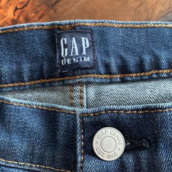 Gap Best Girlfriend Jeans - Picture 6 of 9